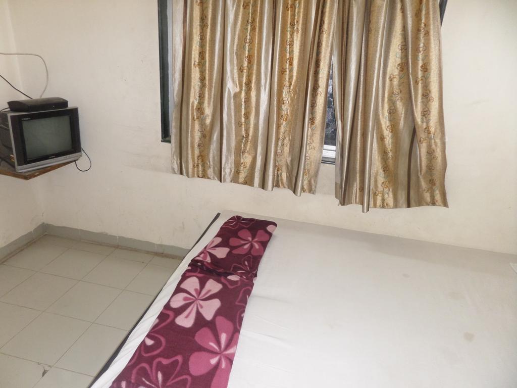 Indradeep Executive Hotel Aurangabad  Pokój zdjęcie